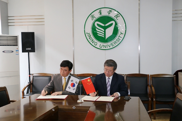 韩国牧园大学李桓泰副校长一行来我校访问